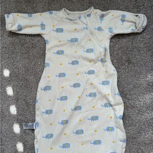 Knirose zip around sleep sack hand cuffs